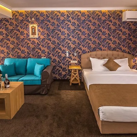 8 1/2 Art Penzion Plovdiv