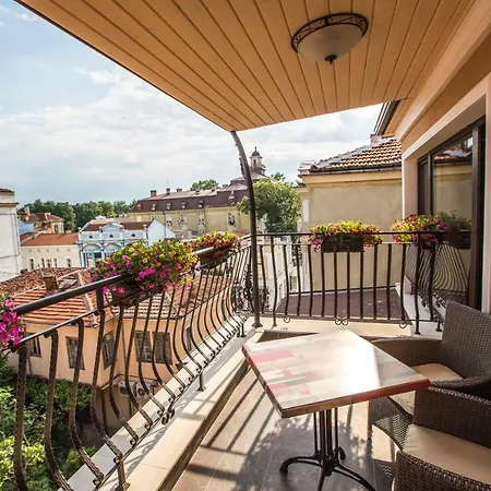 Penzion 8 1/2 Art 3*