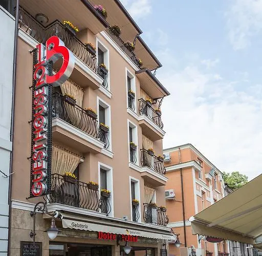 8 1/2 Art 3* Plovdiv