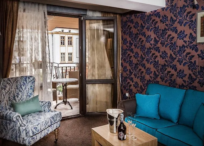 8 1/2 Art 3* Plovdiv